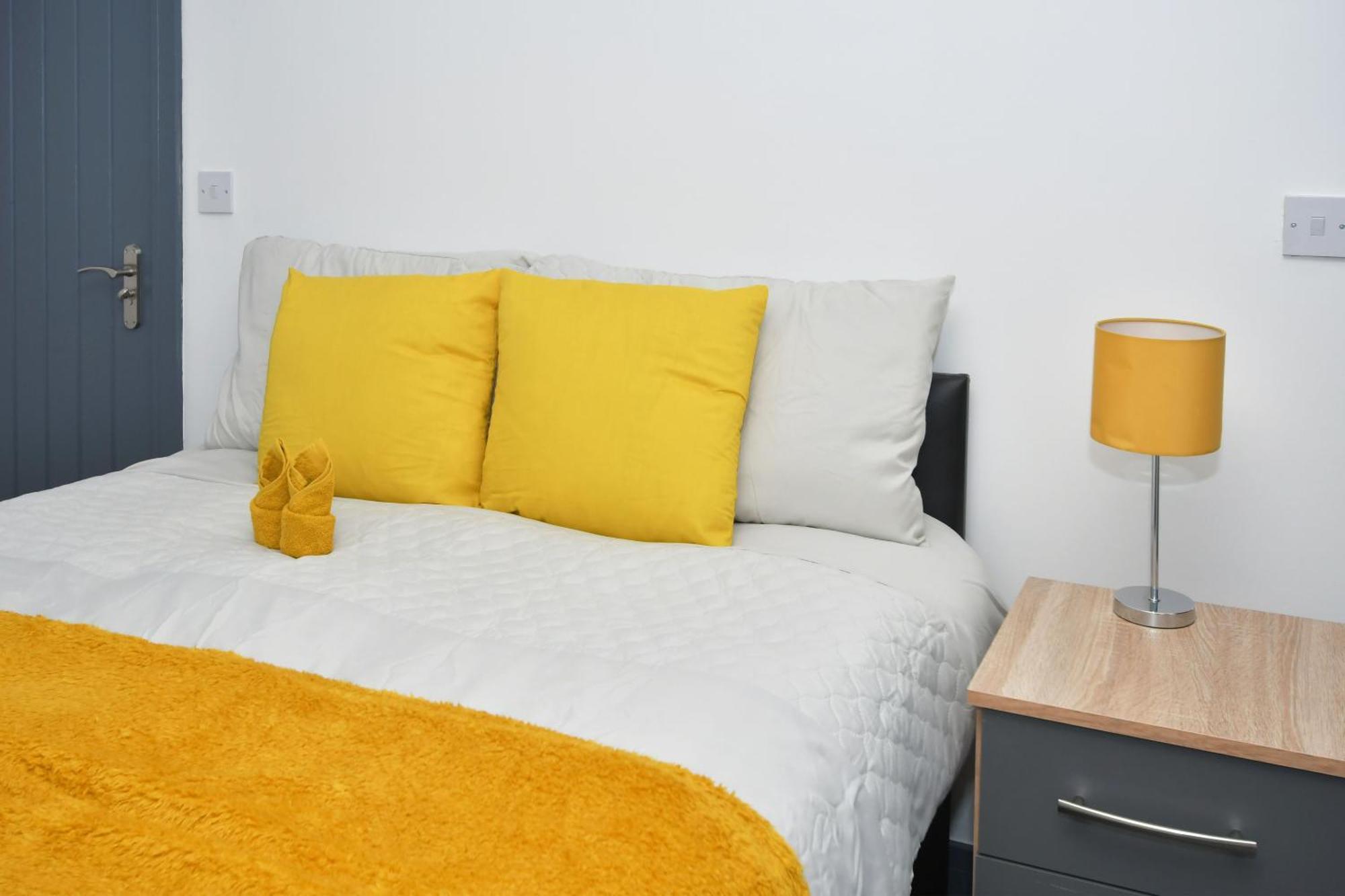 Townhouse @ 24 Brunswick Place Stoke Etruria Luaran gambar